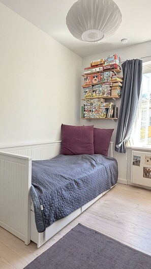 Interior - City Apartment in Copenhagen with 2 bedrooms sleeps 3 (Copenhagen)