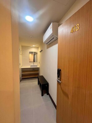 Interior - EAIN WORKplusSTAY (Krung Thep Maha Nakhon)