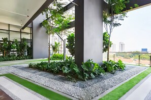 Exterior - Tropicana 218 Macalister by Local Host (George Town)