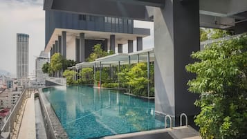 Outdoor pool, sun loungers
