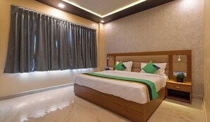 Deluxe Room - Heaven Grand Ayodhya (Kot Saray)