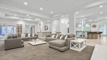 Apartment | Living room