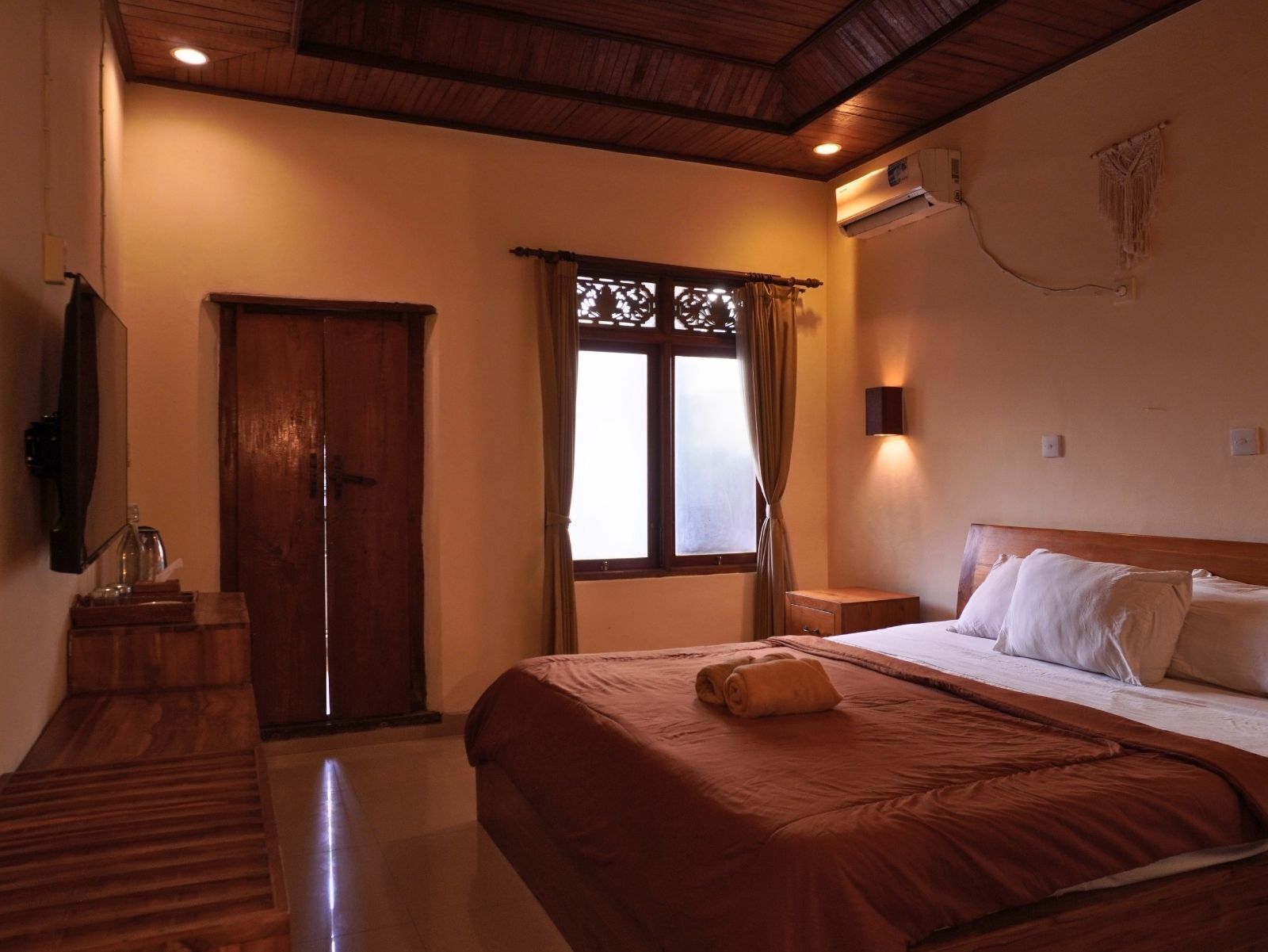 Habitación doble estándar, patio | Wifi gratis 