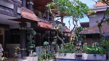 Hồ bơi