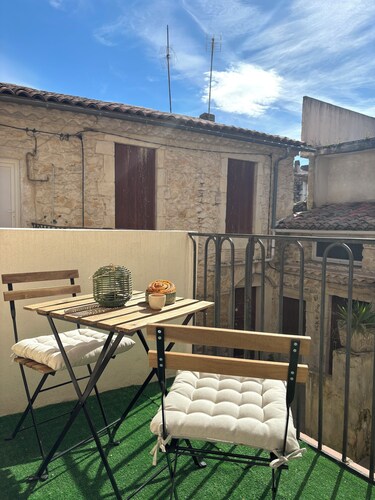 L'Écrin Vert - Spacious, terrace & walking center