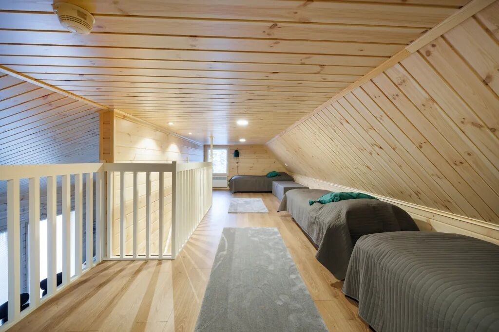 Superior Duplex, 2 Bedrooms, Sauna | Iron/ironing board, free WiFi