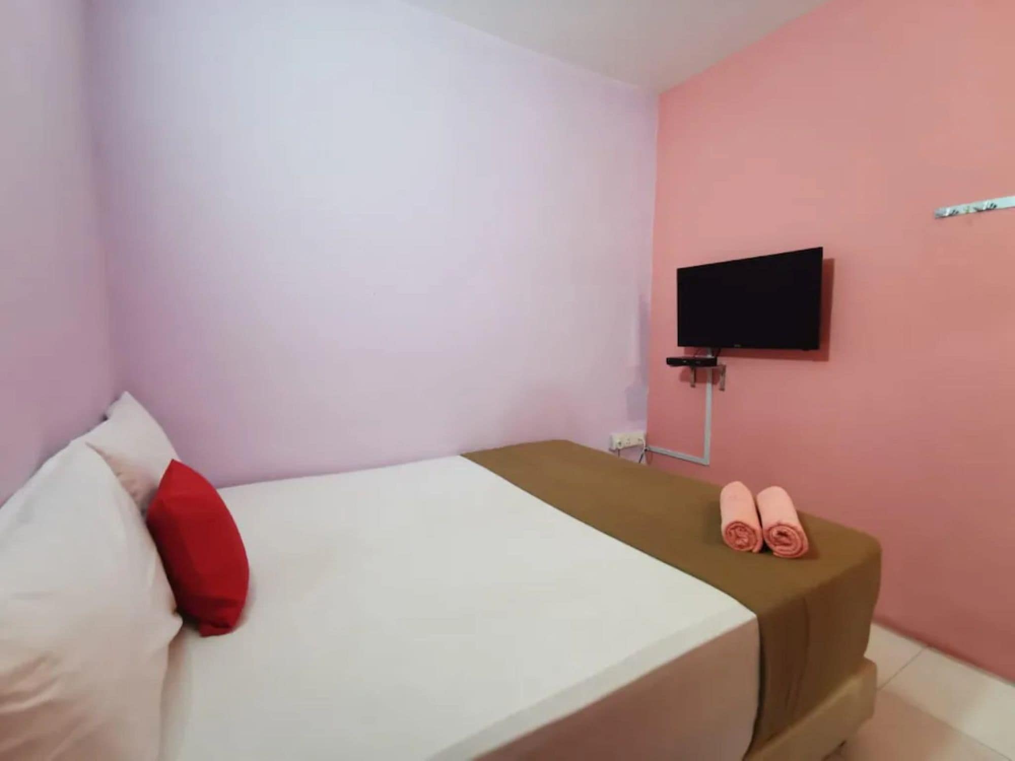 Standaard kamer | Een strijkplank/strijkijzer