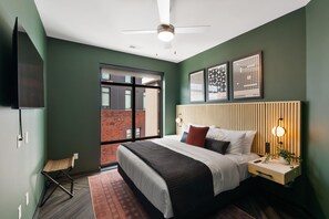 Room - Superior Suite - Unit 301 (Nashville)
