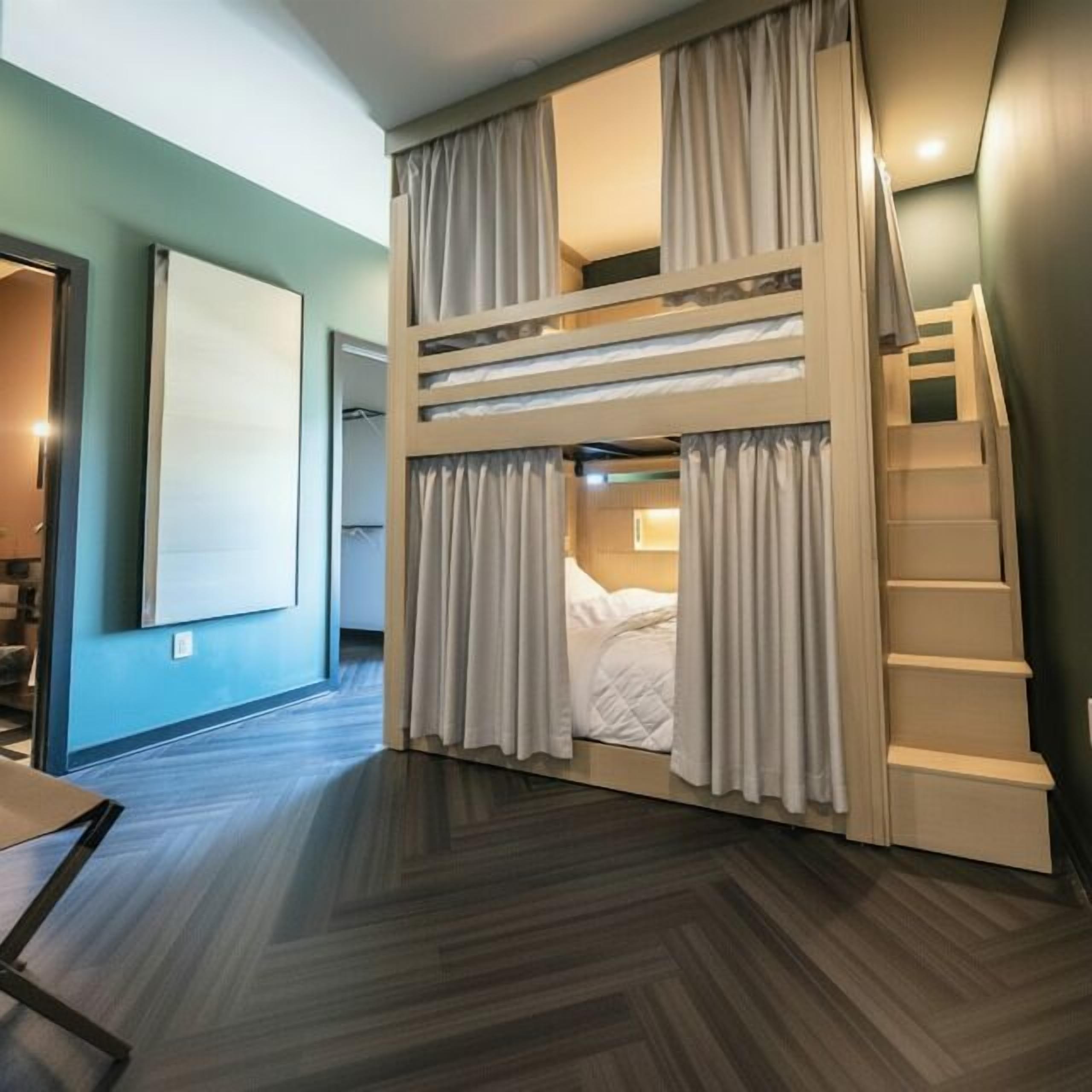 5 Schlafzimmer, Internetzugang