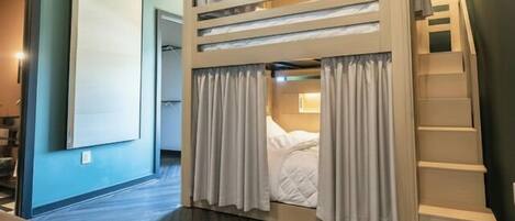 5 habitaciones y acceso a internet