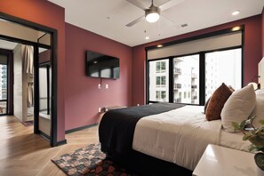 Unclassified image, 3 of 25, button - Superior Suite - Unit 603 (Nashville)