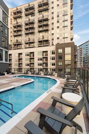 Unclassified image, 5 of 25, button - Superior Suite - Unit 603 (Nashville)
