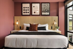 Unclassified image, 2 of 25, button - Superior Suite - Unit 603 (Nashville)