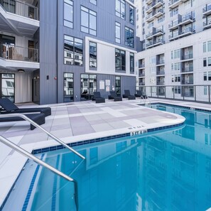 Pool - Superior Suite - Unit 702 (Nashville)