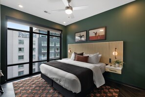 Unclassified image, 2 of 19, button - Superior Suite - Unit 702 (Nashville)