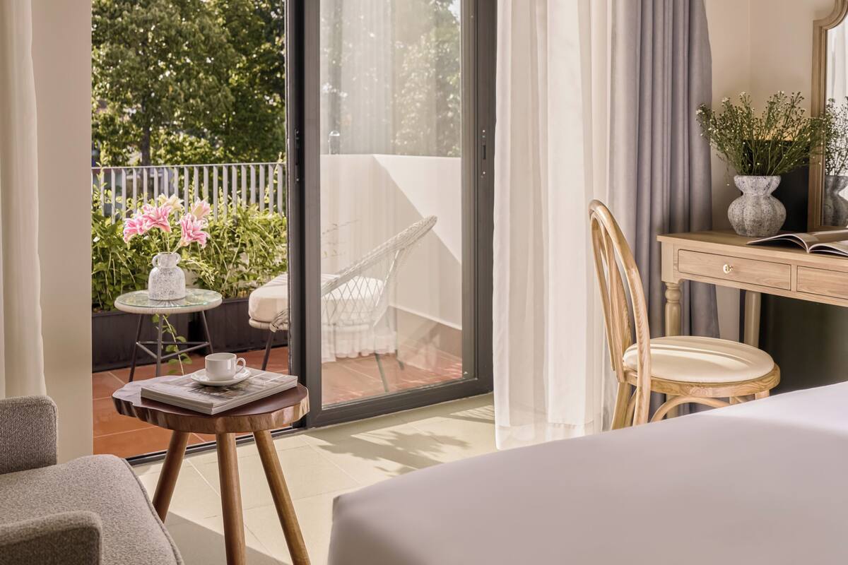 Minibar, bureau, chambres insonorisées, Wi-Fi gratuit
