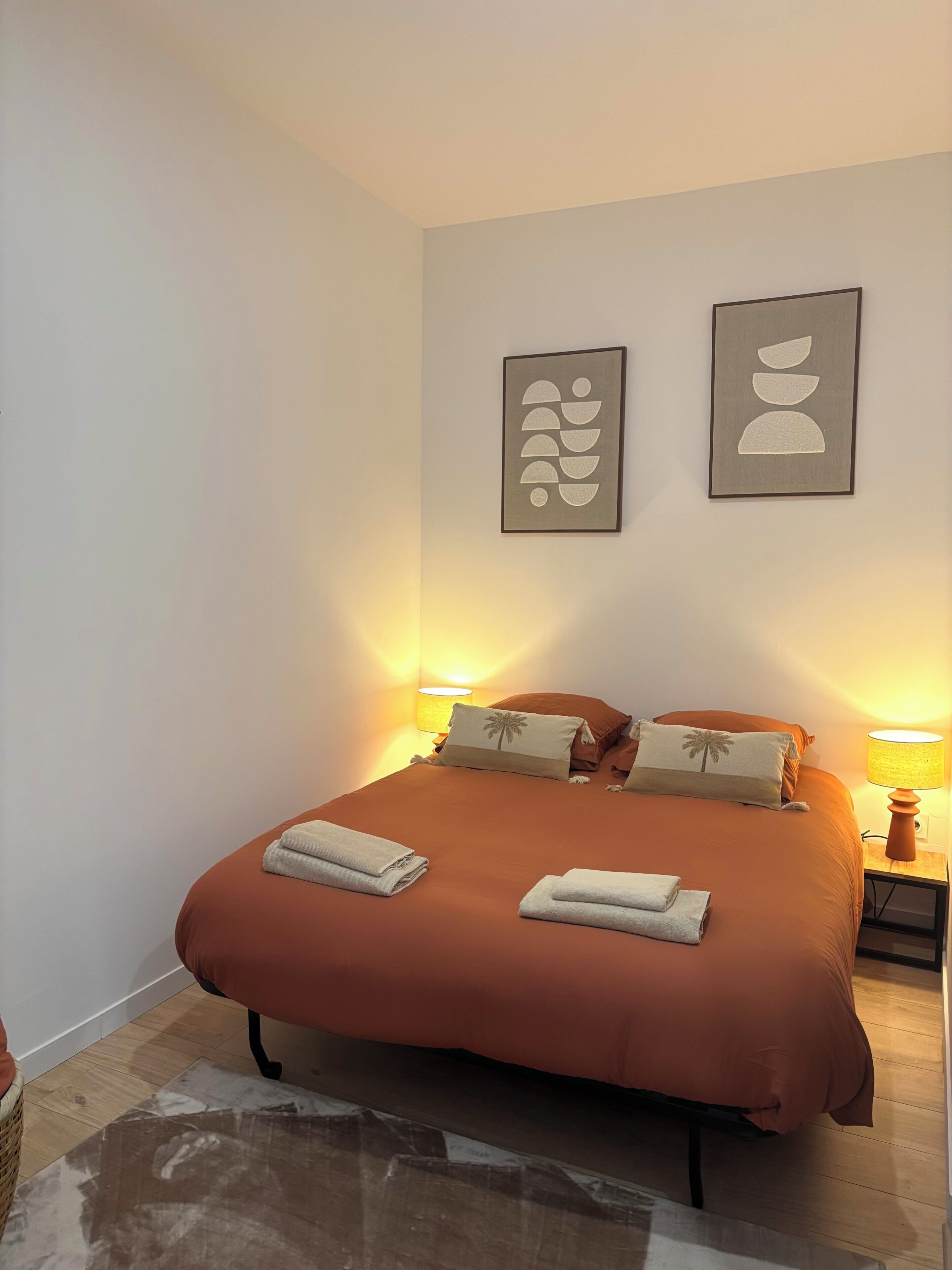 Desk, iron/ironing board, free WiFi, bed sheets