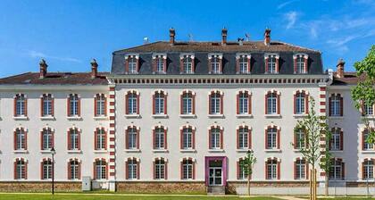 Romantic Getaway in Epernay