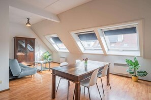 Deluxe-Apartment, 3 Schlafzimmer | Speisen
