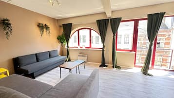 Deluxe appartement, 3 slaapkamers | Woonkamer