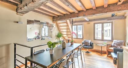 Temple Triplex Spacious Apartment