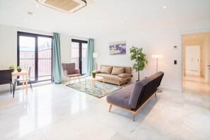 Apartemen Premium, 3 kamar tidur | Ruang keluarga