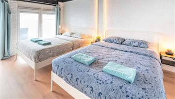 Classic Apartment, 3 Bedrooms | 11 bedrooms