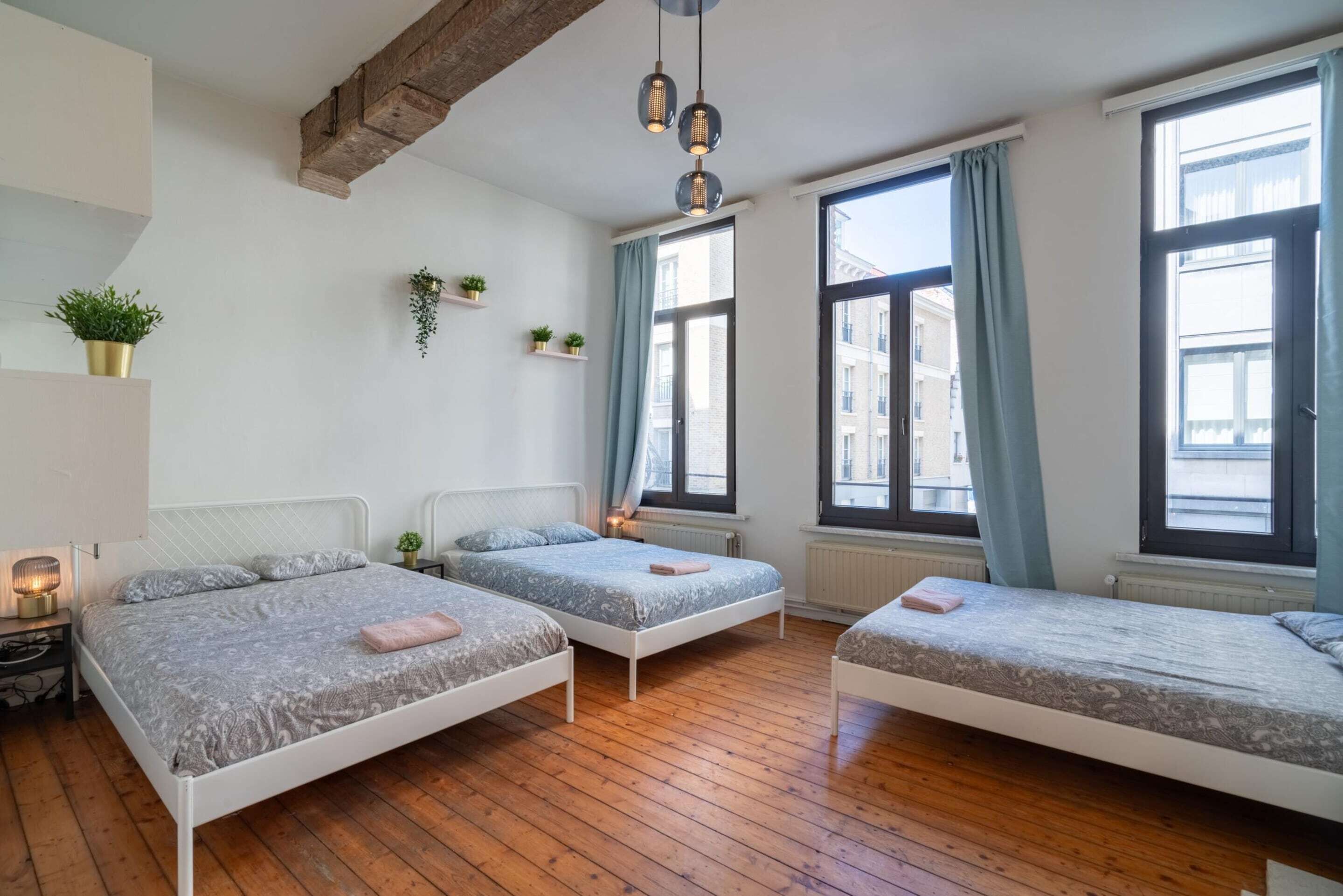 7 bedrooms