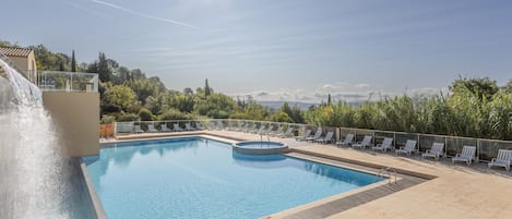 Departamento | Alberca | Alberca al aire libre