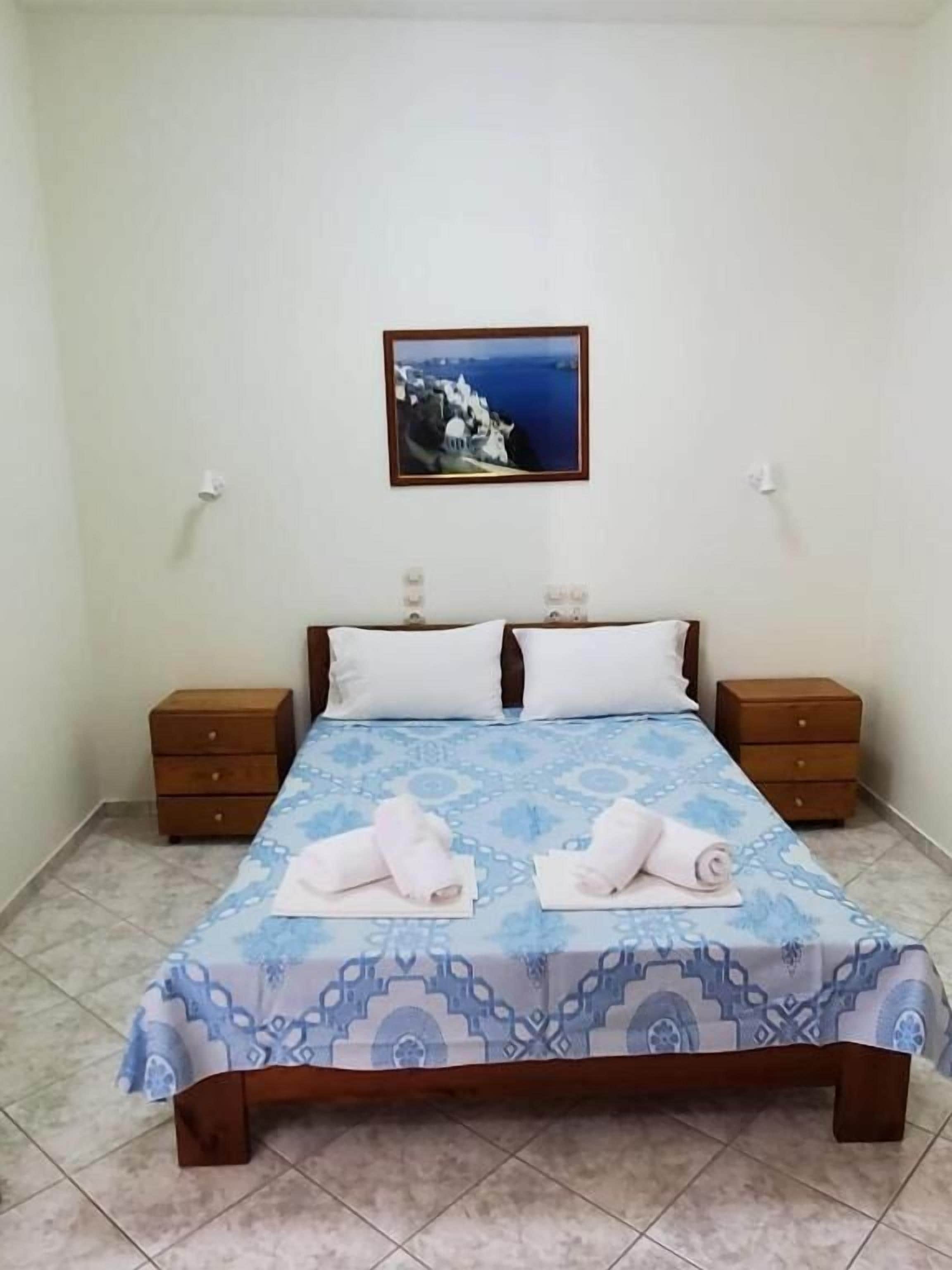 Studio, Mountain View | Iron/ironing board, free WiFi, bed sheets
