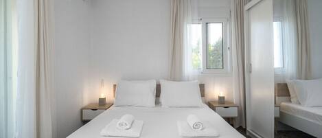 3 chambres, fer et planche Ă repasser, Wi-Fi, literie fournie