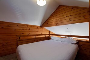 SystĂšme dâinsonorisation, fer et planche Ă repasser