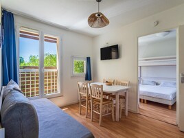 Apartment | Dining