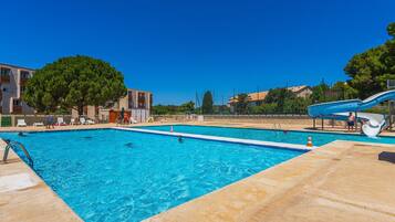 Apartment | Pool | Outdoor pool