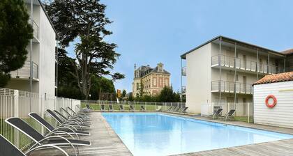 La Rochelle Coastal Stay for 4