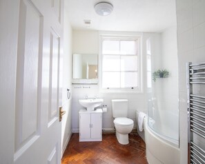 Shower - 3 Bed Home in Shrewsbury (Shropshire)