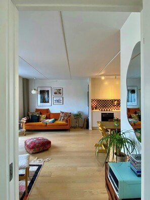 TV - Apartment by the canal in Sydhavn (København SV)