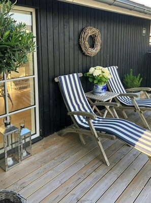 Terrace/patio - Summer house with character near beach on Enø (Karrebæksminde)