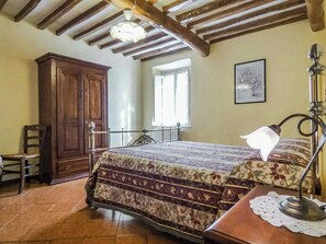 Free WiFi - Apartment with pool and private terrace in Tuscany (Colle di Compito)