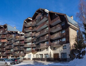 Apartment | Exterior - Slope-side Apartment With Balcony Views (Les Deux Alpes)