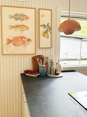 Interior - Summer house near Gudmindrup Beach with sunroom (Højby)