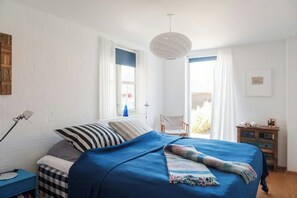 Desk, free WiFi - Enjoy sea views in this Skagen beach summer house (Skagen)