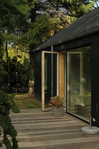 Architectural retreat on North Zealand's coast