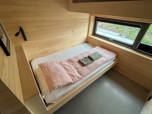 Architect-designed cabin with view in Molde