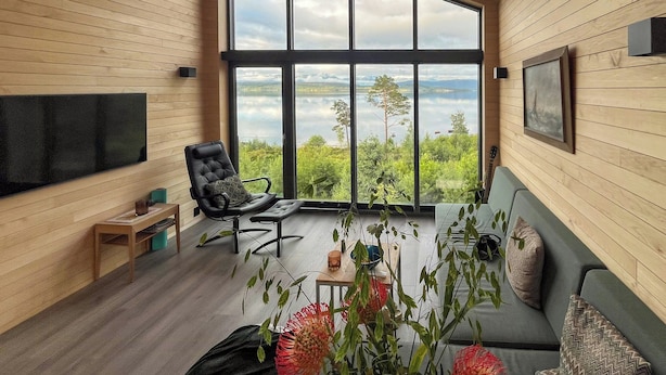 Unclassified image, 1 of 32, button - Architect-designed cabin with view in Molde (Skålå)