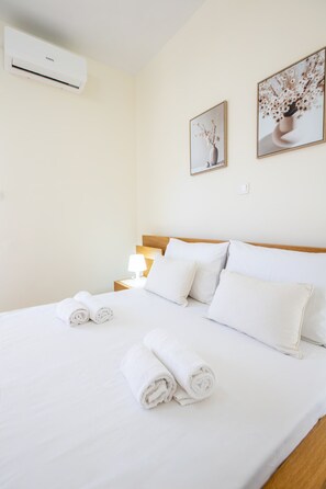 WiFi, bed sheets - Ammos Premium Apartment by RentalsPro - Fourka Halkidiki (Fourka)