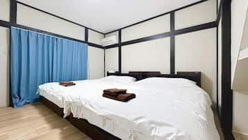 House, 3 Bedrooms, Non Smoking | Down comforters, blackout drapes, free WiFi