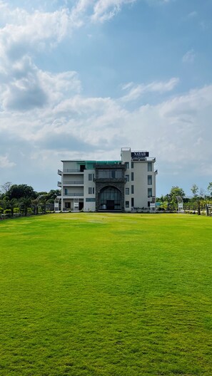 Exterior - Hill Turn Corbett (Ramnagar)