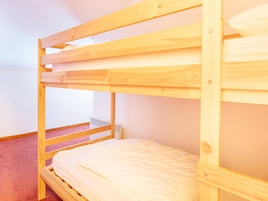 Apartment | 1 bedroom, bed sheets