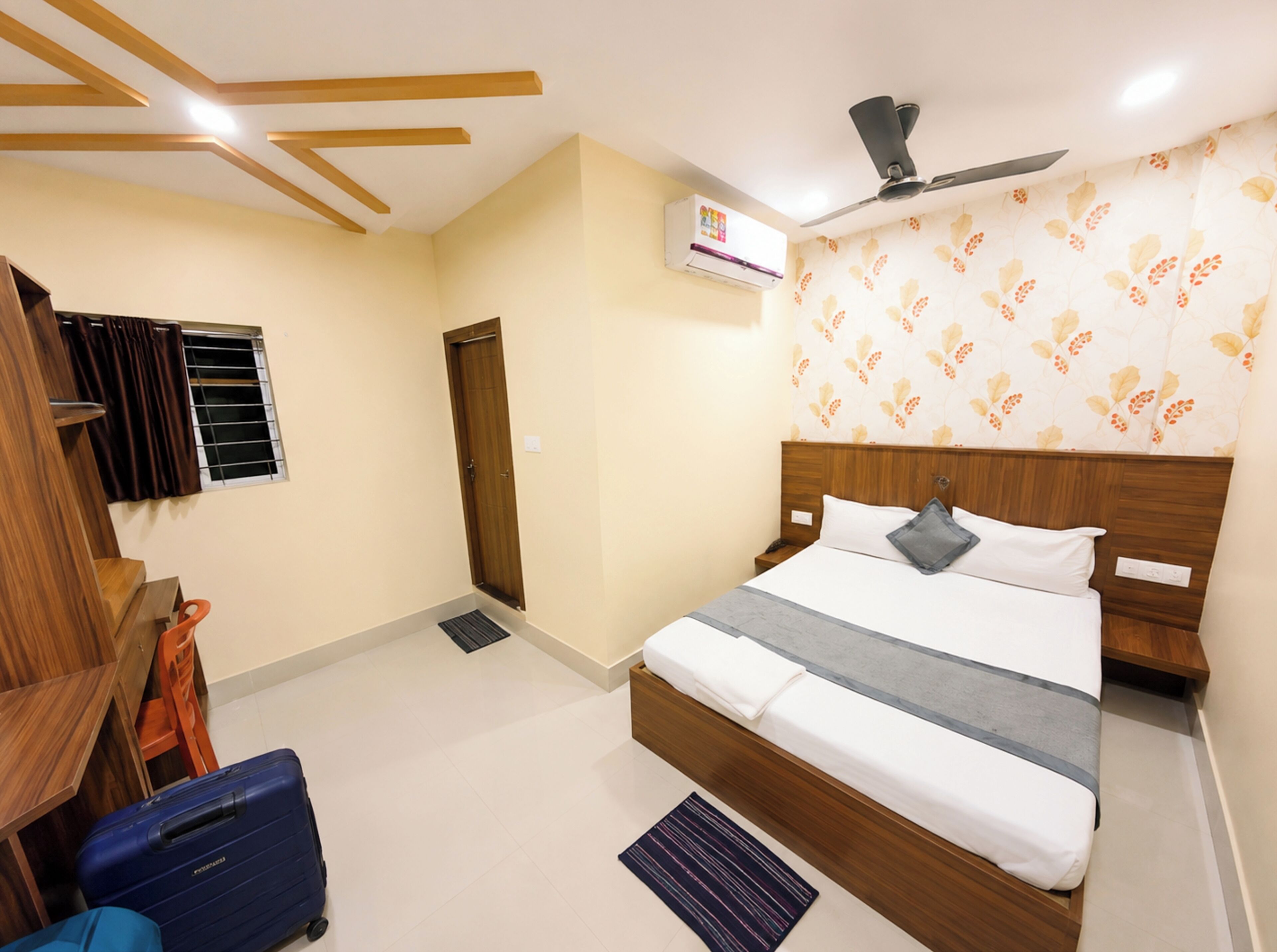 Deluxe Double Room, Air conditioning | View from room